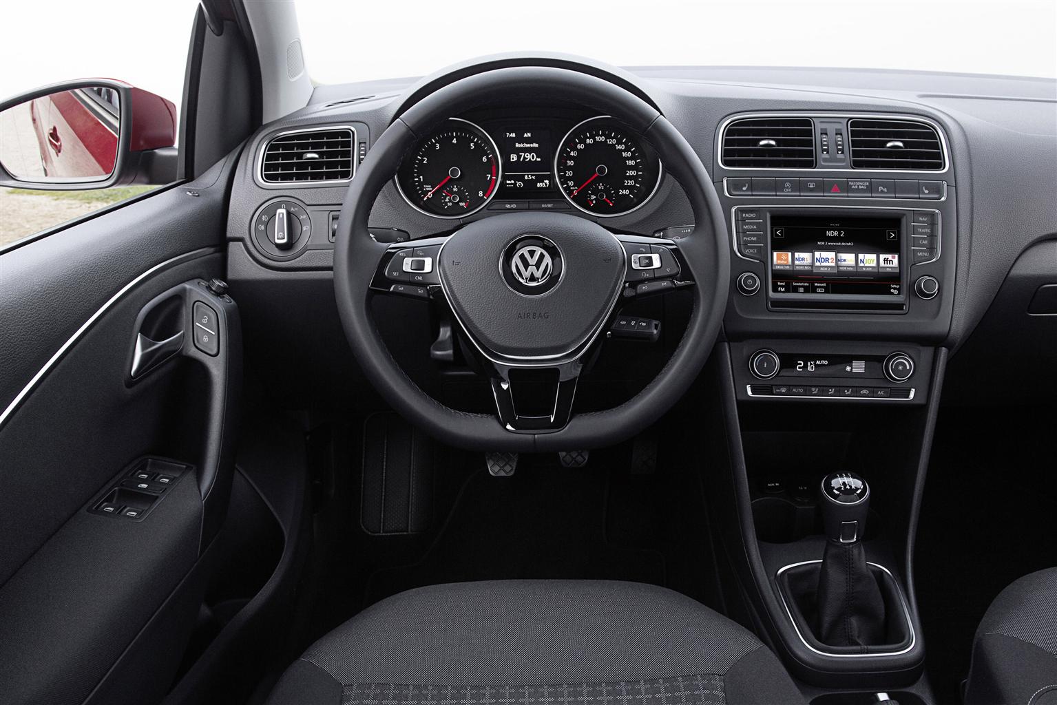 Interni nuova Volkswagen Polo