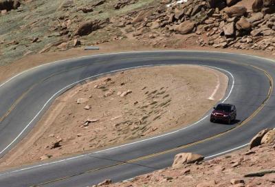 Range Rover Sport, un nuovo record alla Pikes Peak 2013
