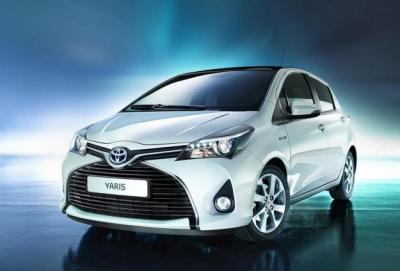 Toyota Yaris aggiornata per il 2015, le novità del modello