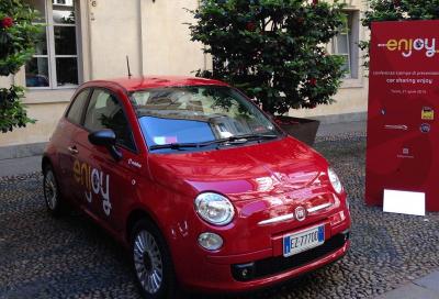 Arrivano a Torino le Fiat 500 rosse di Enjoy, il car sharing ENI