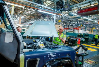 Land Rover Defender, un modello per celebrare i 2 milioni di esemplari prodotti