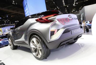 Toyota a Ginevra con tre novità: Nuovo C-HR, Nuovo Hilux e Nuovo Proace