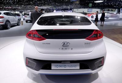 Nuova Hyundai Ioniq, la prima con 3 tipologie di motorizzazioni