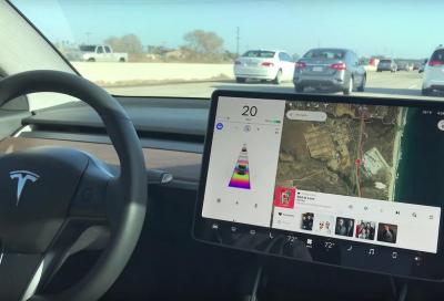 Tesla Model 3: benvenuto Navigate on Autopilot
