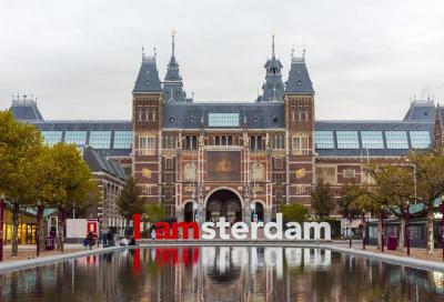 Amsterdam: dal 2030 stop ai motori a benzina e diesel