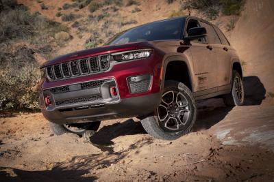 Svelata in USA la nuova Jeep Grand Cherokee 2022, la più tecnologicamente avanzata di sempre
