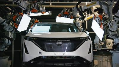 Nissan, così viene assemblato  il nuovo crossover elettrico ARIYA 