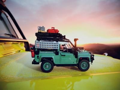 Land Rover Classic Defender: ecco il set Lego Icons