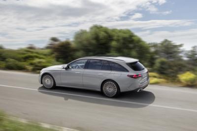Nuova Mercedes Classe E SW: più filante e tecnologica