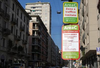 Area C a Milano: da oggi ticket a 7,50 euro e sosta ridotta a massimo due ore