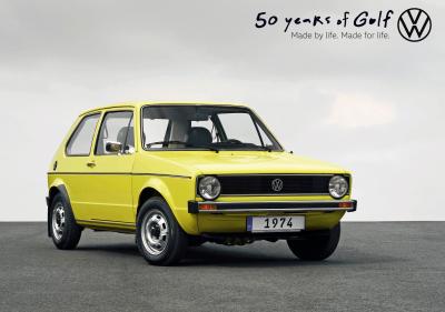 Volkswagen Golf compie 50 anni