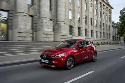 Mazda2 a partire da 16.000 euro grazie ai doppi incentivi
